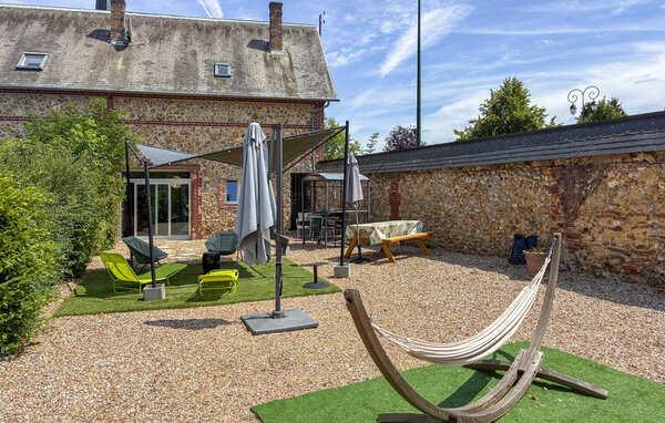 Holiday Home - Mesnil en Ouche , France - FNE071 101
