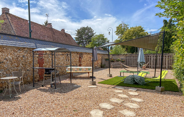 Holiday Home - Mesnil en Ouche , France - FNE071 102