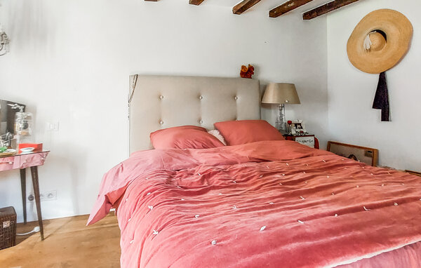 Holiday Home - Beaumesnil , France - FNE074 601