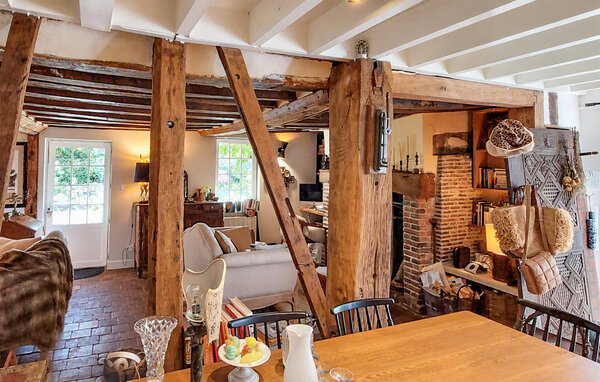 Holiday Home - Beaumesnil , France - FNE074 301