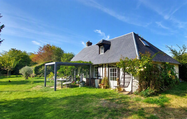 Holiday Home - Beaumesnil , France - FNE074 1
