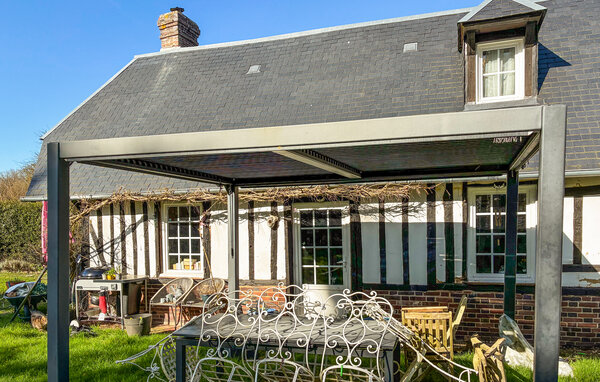 Holiday Home - Beaumesnil , France - FNE074 101