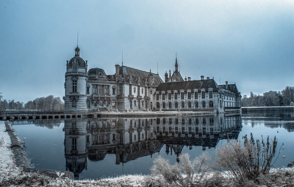Semesterhus - SENLIS , Frankrike - FNI046 901