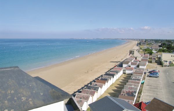Holiday Home - Carolles , France - FNM098 904
