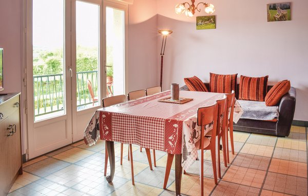 Holiday home Holiday Home in Montsernelle