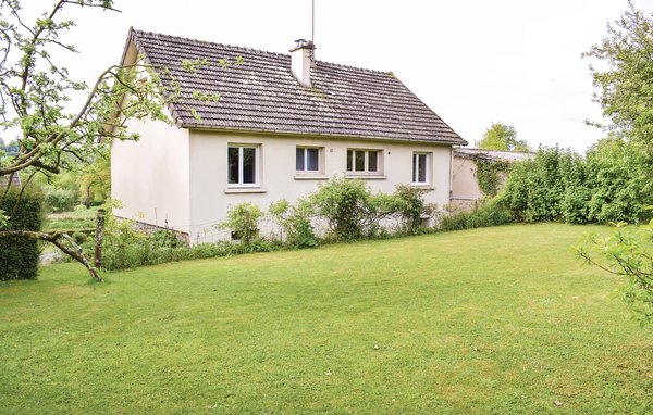 Holiday home Holiday Home in Montsernelle