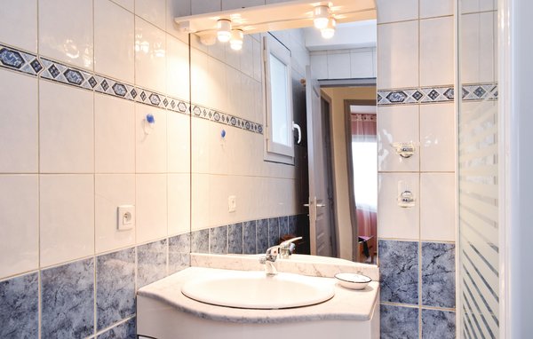 Location de vacances - Saint-Germain-sur-Ay , France - FNM463 701