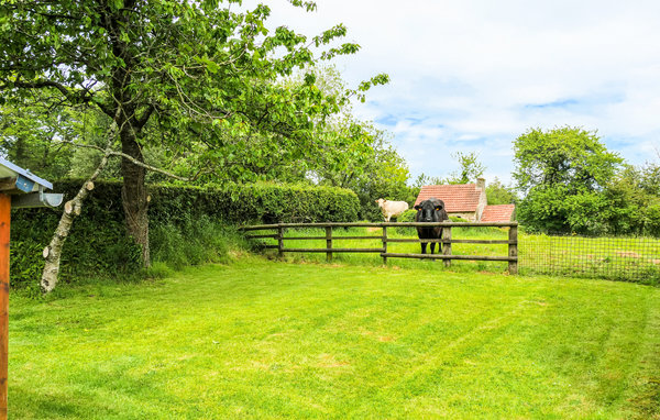 Holiday Home - Saint-Martin-le-Hébert , France - FNM508 105