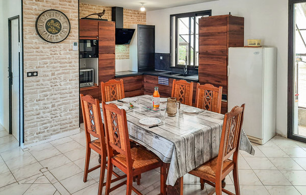 Casa de vacaciones - Bacilly , Francia - FNM526 401