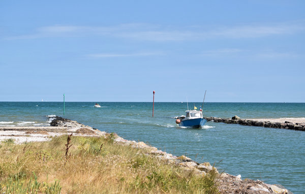 Holiday Home - Saint-Pierre-Eglise , France - FNM530 902