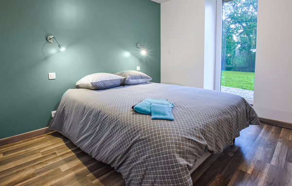 Holiday Home - Saint-Pierre-Eglise , France - FNM530 602