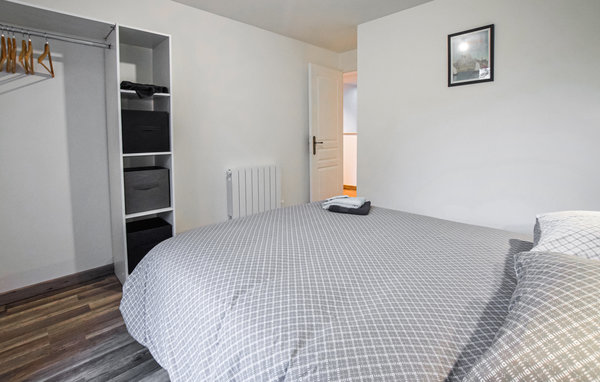 Holiday Home - Saint-Pierre-Eglise , France - FNM530 603