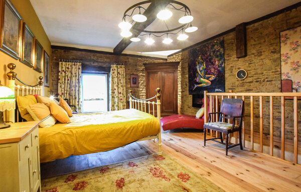 Holiday Home - Saint-Hilaire-du-Harcouët , France - FNM569 601