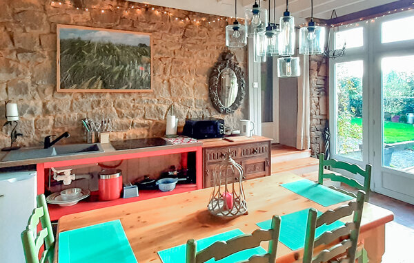 Holiday Home - Saint-Hilaire-du-Harcouët , France - FNM569 401