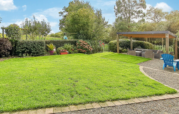 Holiday Home - Saint-Hilaire-du-Harcouët , France - FNM569 102