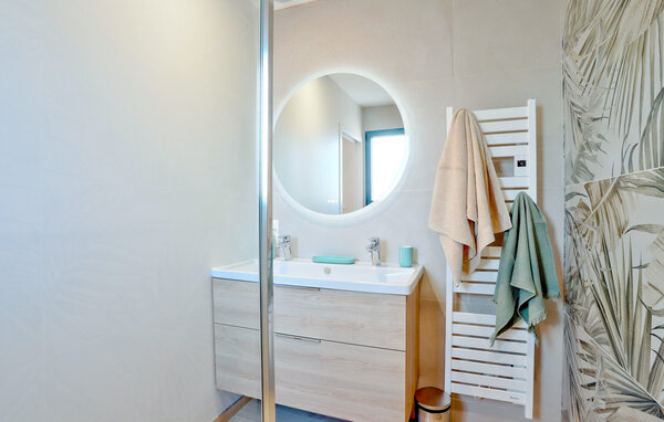 Semesterhus - Saint-Germain-sur-Ay , Frankrike - FNM576 703