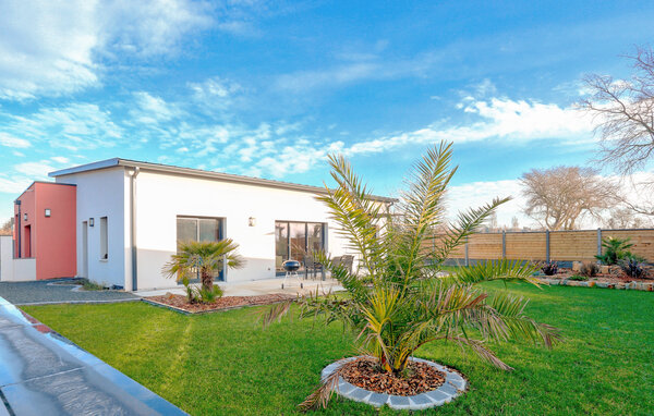 Semesterhus - Saint-Germain-sur-Ay , Frankrike - FNM576 81