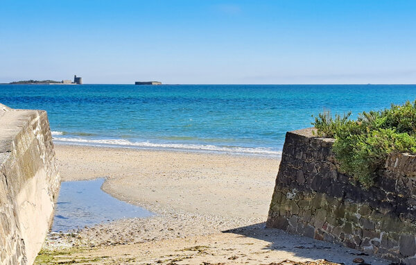 Location de vacances - Quettehou , France - FNM577 904