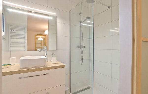Location de vacances - Quettehou , France - FNM577 705