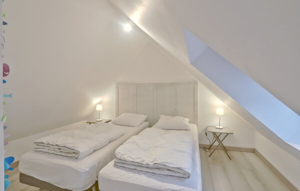 Location de vacances - Quettehou , France - FNM577 601