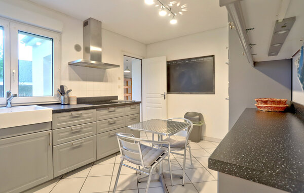 Location de vacances - Quettehou , France - FNM577 401