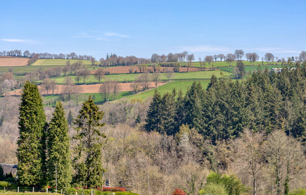 Dom Aut. Longère vue Campagne