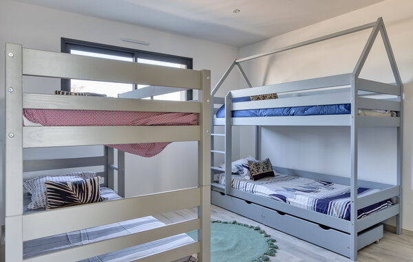 Holiday Home - Saint-Germain-sur-Ay , France - FNM584 604