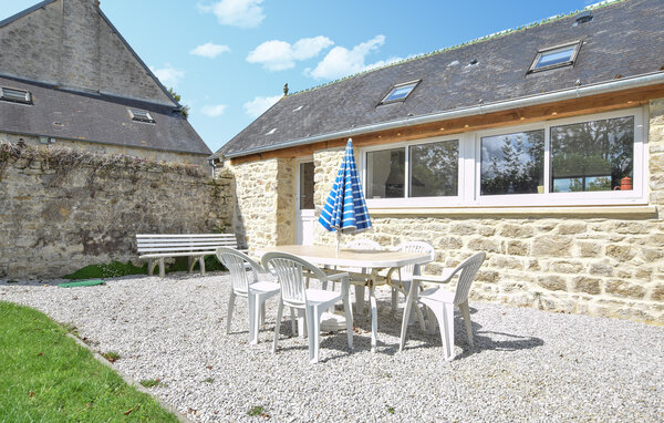 Location de vacances - Saint-Germain-de-Tournebut , France - FNM598 101