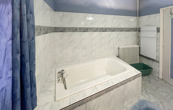 Feriehus - Montpinchon , Frankrike - FNM613 703