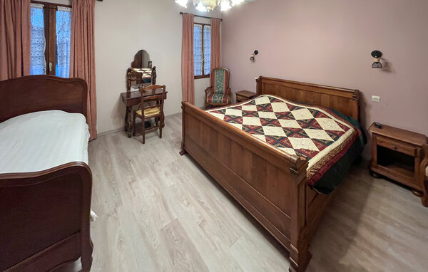 Feriehus - Montpinchon , Frankrike - FNM613 602