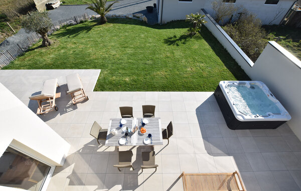 Feriehus - Creances , Frankrig - FNM623 105