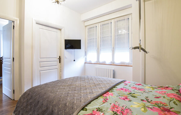 Holiday Home - SOURDEVAL , France - FNM630 602