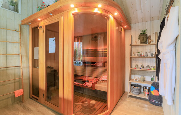 Vakantiehuis Superb gite with jacuzzi