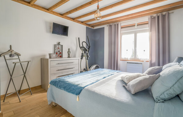 Vakantiehuis Superb gite with jacuzzi