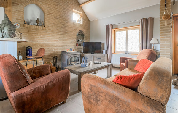 Vakantiehuis Superb gite with jacuzzi