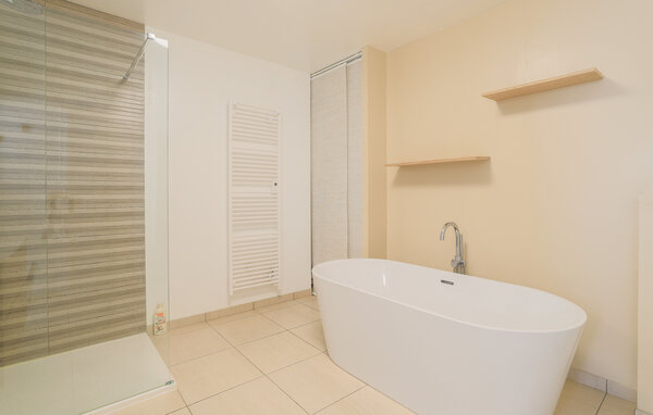 Holiday Home - Oxelaëre , France - FNN038 702