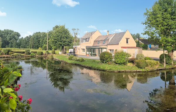 Semesterhus - Cambrai , Frankrike - FNN046 1