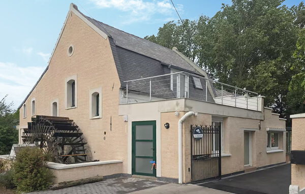 Semesterhus - Cambrai , Frankrike - FNN046 82