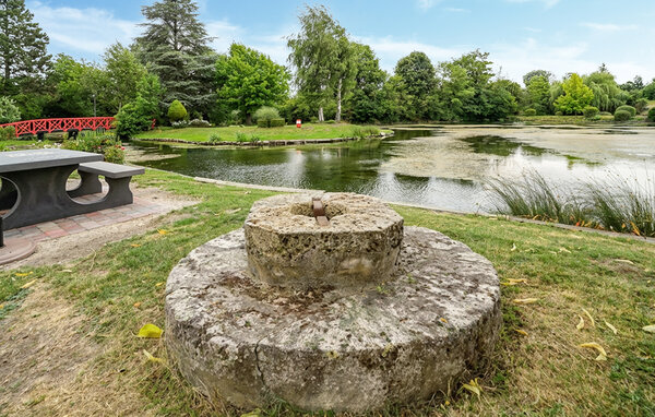 Semesterhus - Cambrai , Frankrike - FNN046 102