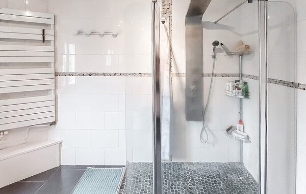 Semesterhus - CAMBRAI , Frankrike - FNN048 5