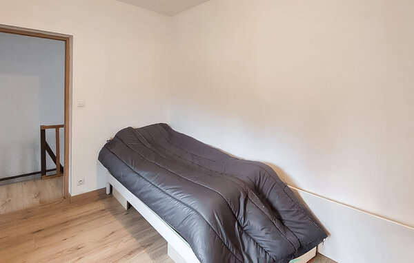 Semesterhus - CAMBRAI , Frankrike - FNN048 603