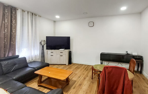 Semesterhus - CAMBRAI , Frankrike - FNN048 2