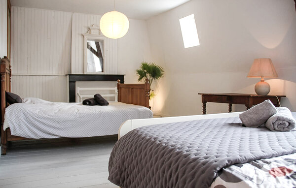 Feriehus - Valenciennes , Frankrike - FNN051 607