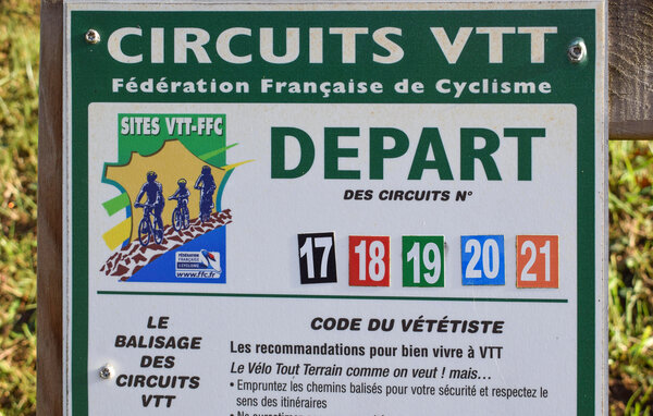 Vakantiehuis - La Baroche sous Lucé , Frankrijk - FNO041 905
