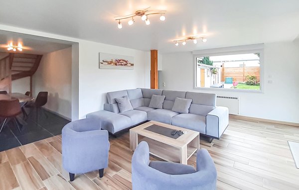 Holiday Home - Ledinghem , France - FNP165 301