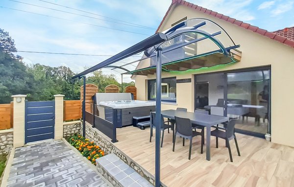 Holiday Home - Ledinghem , France - FNP165 101