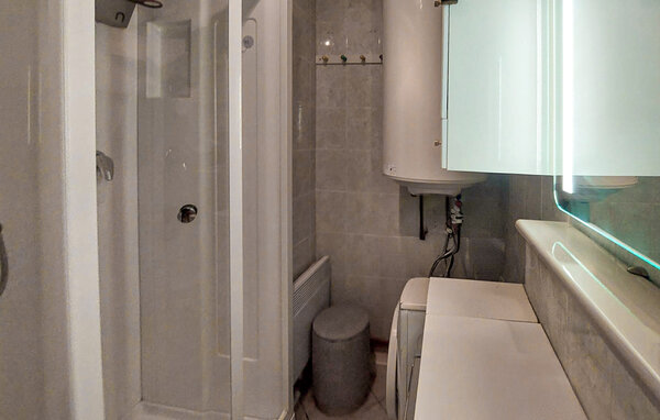 Ferienwohnung - Sainte-Cecile , Frankreich - FNP228 702