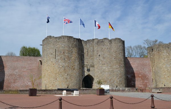 Domy wakacyjne - Frise , Francja - FNR041 905