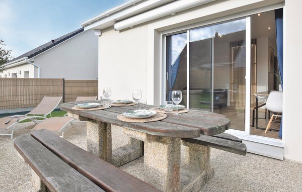 Holiday Home - Angerville-l'Orcher , France - FNS080 102