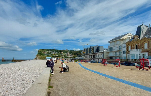 Location de vacances - Angerville l'Orcher , France - FNS122 901
